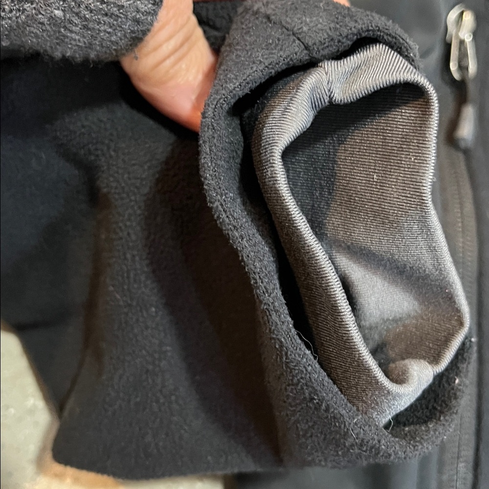 MOUNTAIN HARDWEAR FULL ZIP FLEECE JACKET BLACK SIZE MEDIUM - Picture 8 of 16